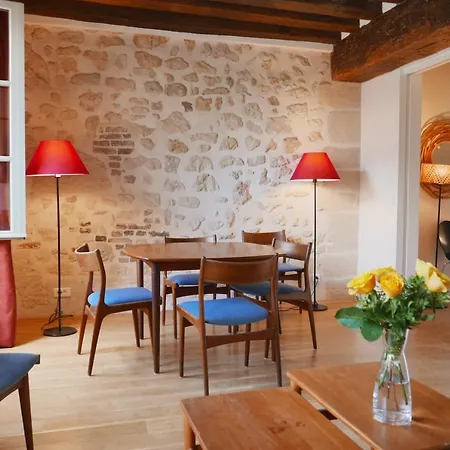 Cosy Apartment *
