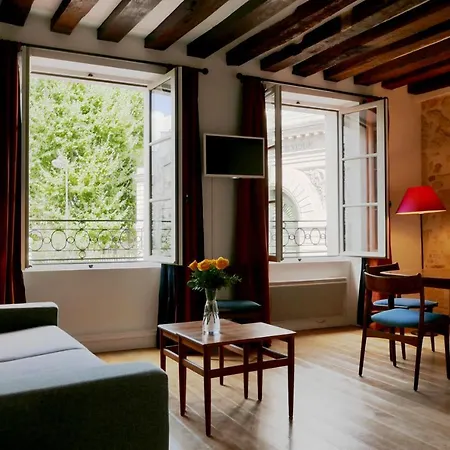 Cosy Apartment Paris
